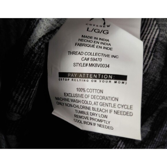 Marc Ecko Cut & Sew Men's Shirt Large Button Up Short Sleeve Camo Print - Picture 8 of 11